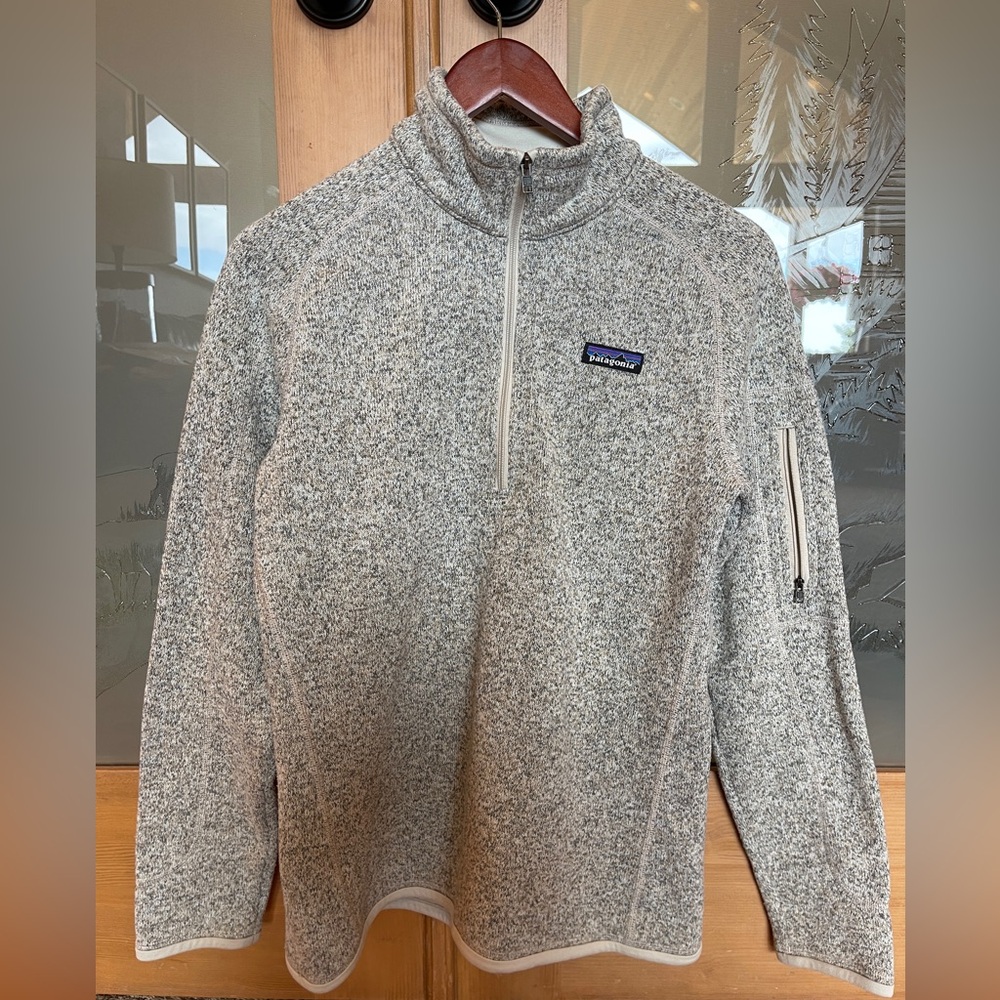 Patagonia Oatmeal Gray 1/4 Zip-Up Sweater